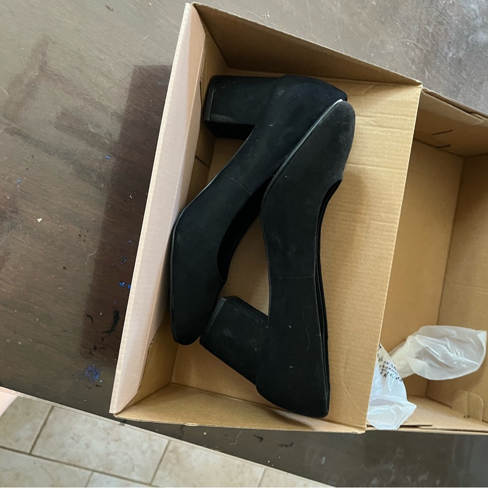 Suede heels